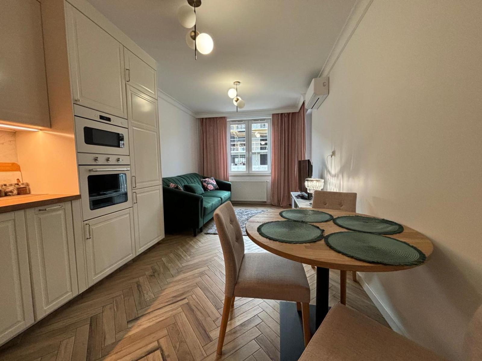 Apartamenty W Centrum Bialegostoku Z Parkingiem W Garazu Podziemnym 비아위스토크 외부 사진
