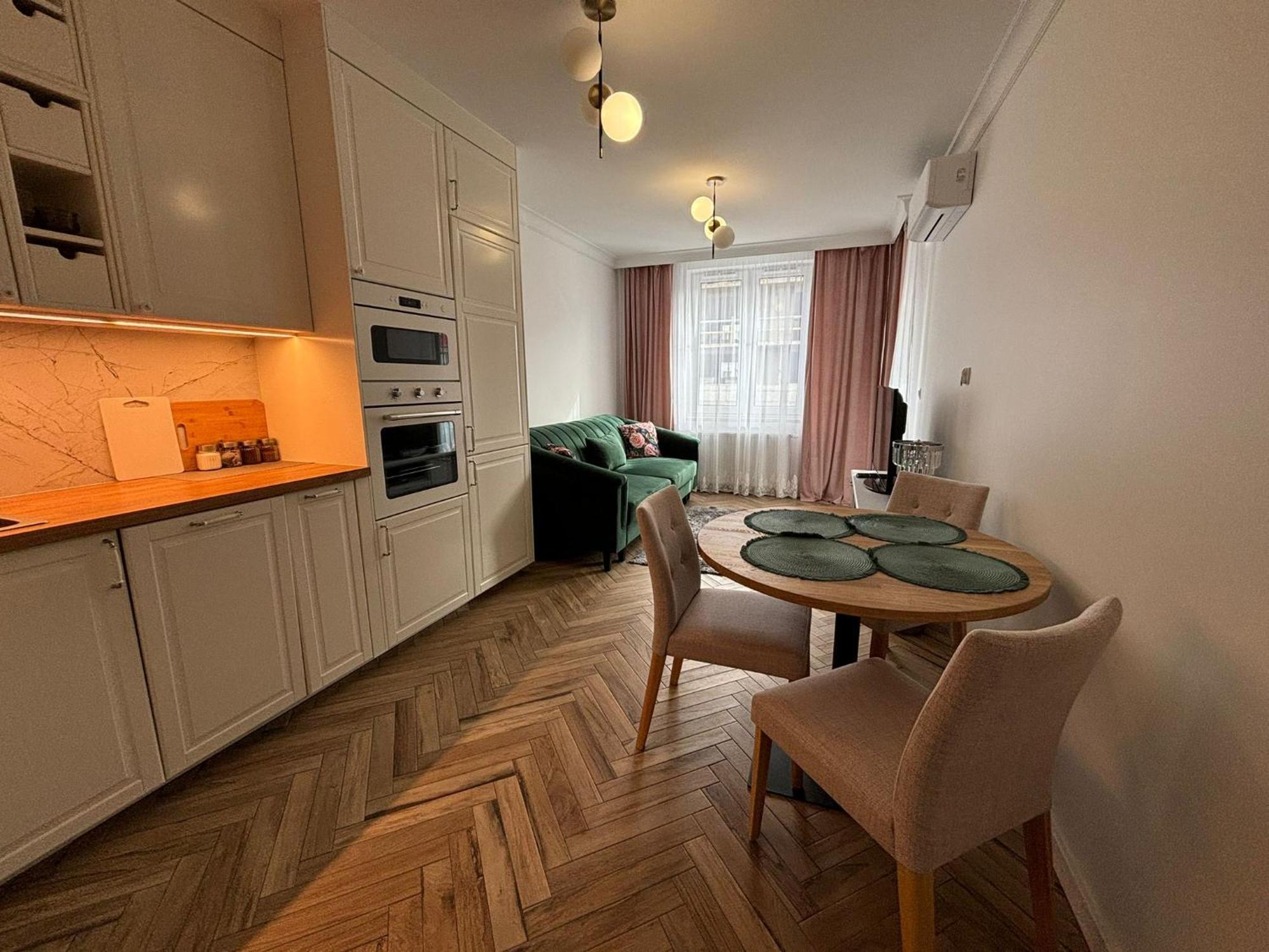 Apartamenty W Centrum Bialegostoku Z Parkingiem W Garazu Podziemnym 비아위스토크 외부 사진