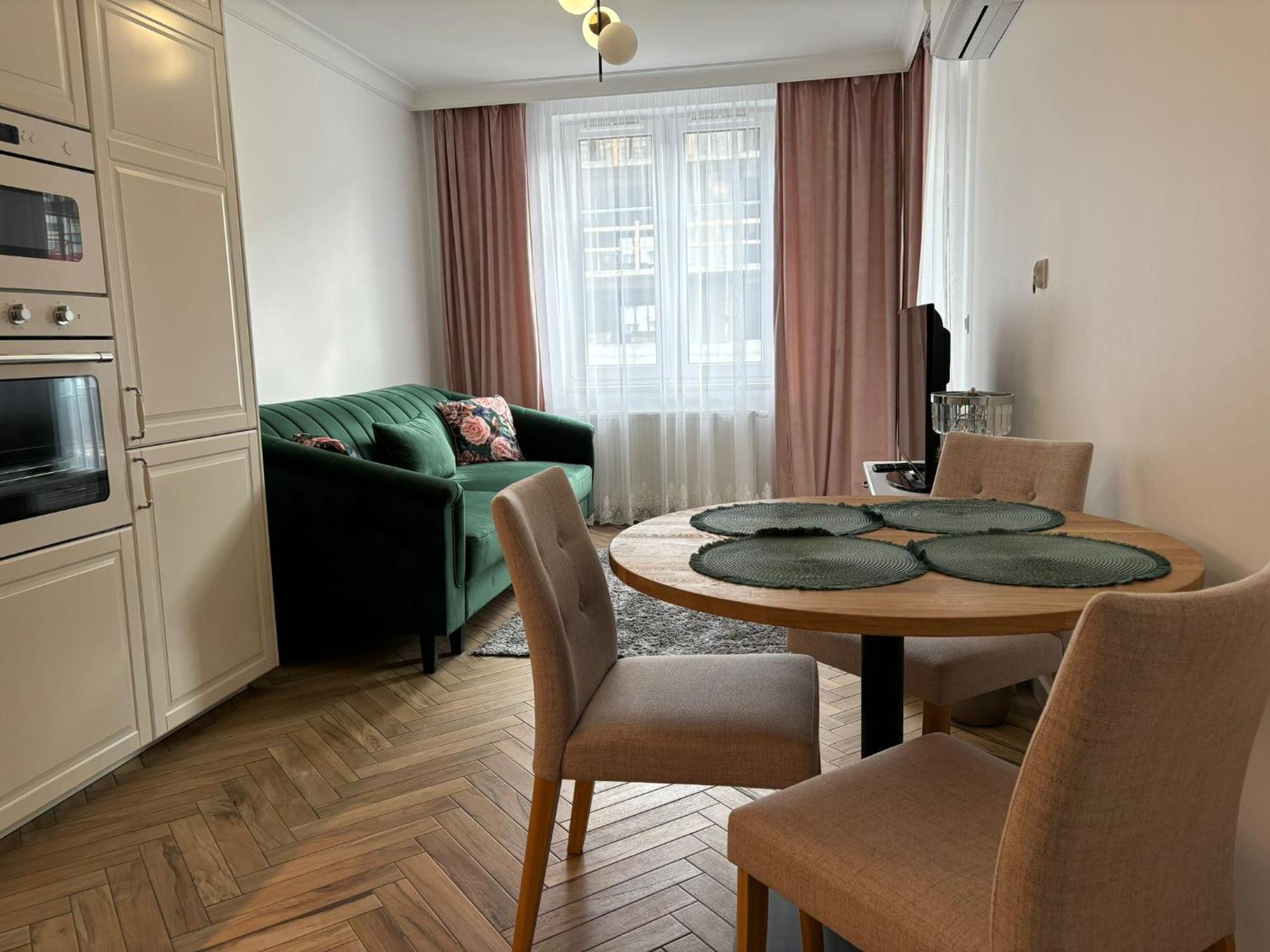 Apartamenty W Centrum Bialegostoku Z Parkingiem W Garazu Podziemnym 비아위스토크 외부 사진